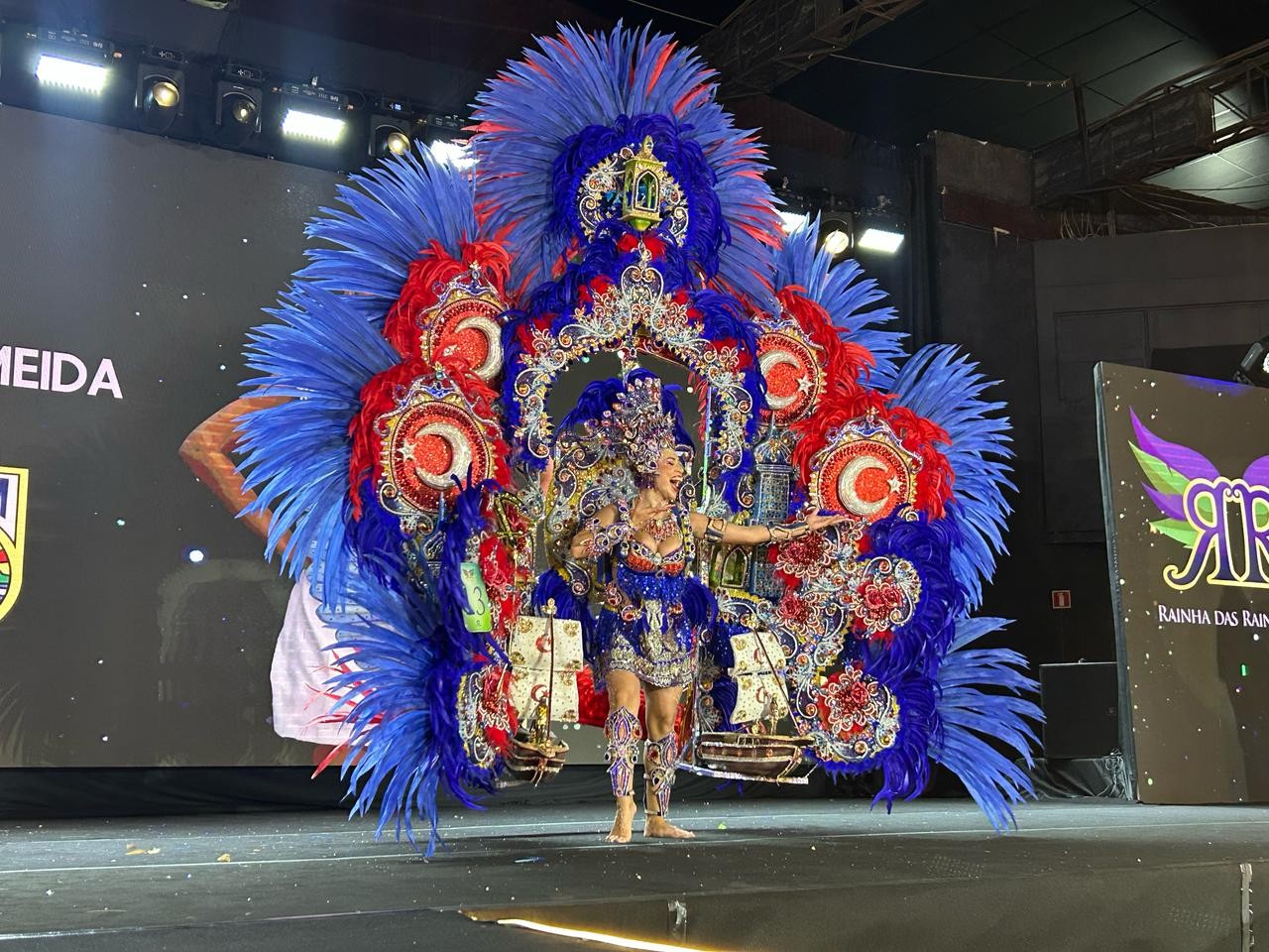Rainha das Rainhas 2025: Eliza Almeida representou o Cassazum. — Foto: Thaís Neves / g1