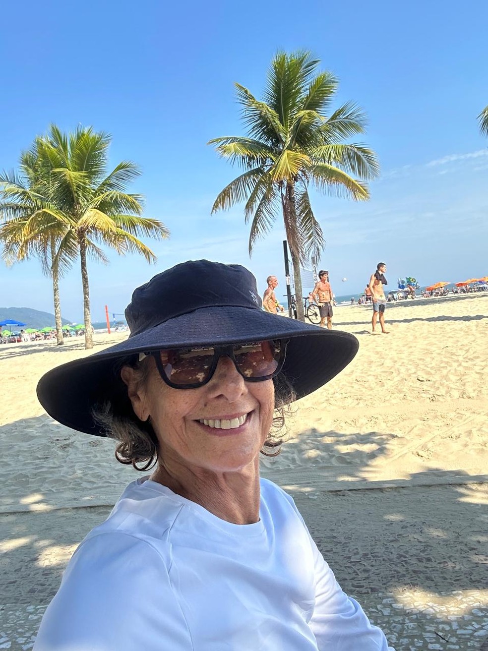 Elizabeth Paes, 74, descobriu um câncer de pâncreas por acaso.  — Foto: Arquivo Pessoal