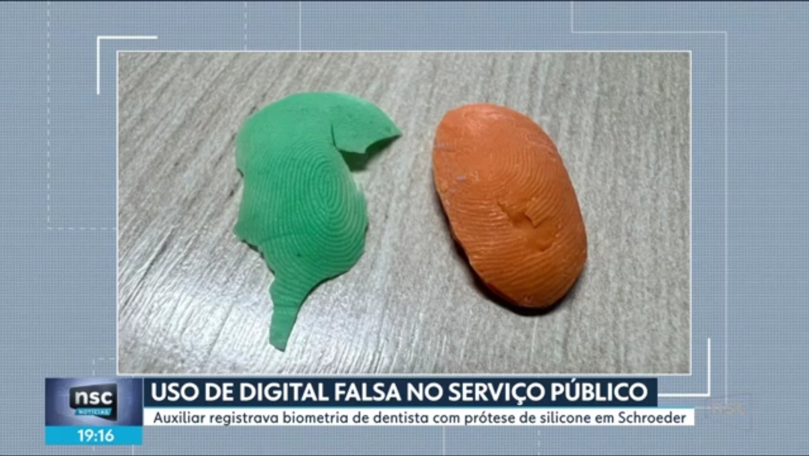Dentista e auxiliar são presos em SC por usar prótese de silicone com digital para fraudar ponto 