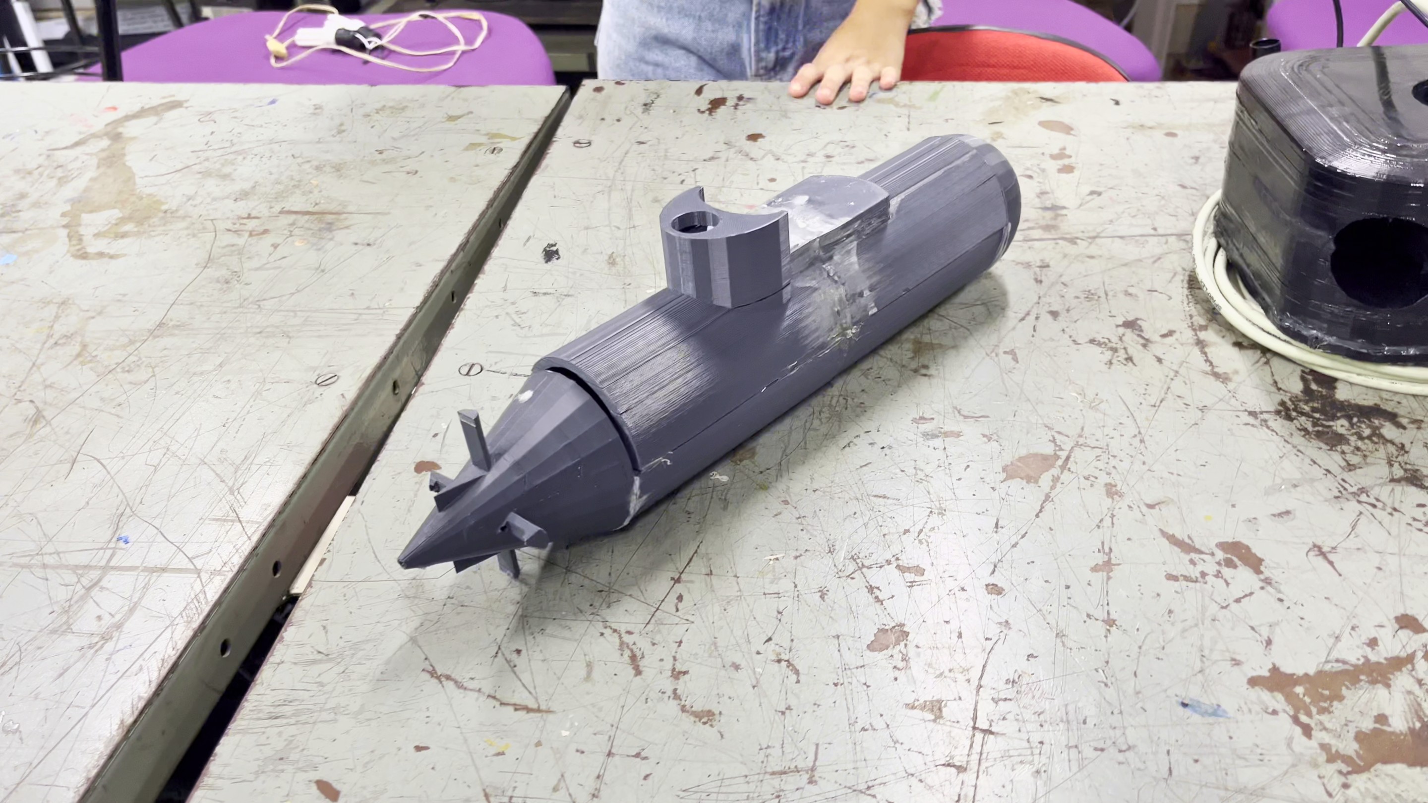 Adolescentes criam submarino premiado que une impressão 3D e lA para medir tilápias