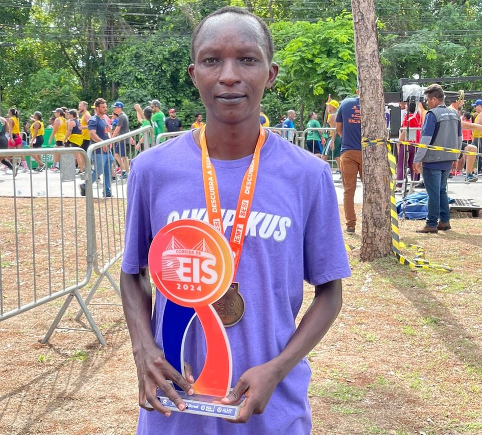 2° lugar elite masculino Moses Kibet — Foto: Mariana Mouro/g1