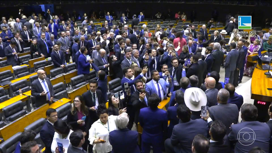 PL da Anistia: saiba o que significa o termo e o que diz a proposta defendida por aliados de Bolsonaro - Câmara dos Deputados aprovou na quarta (17) a urgência para um projeto de anistia a condenados por atos golpistas. Texto ainda não está definido, mas prevê perdão a penas criminais.