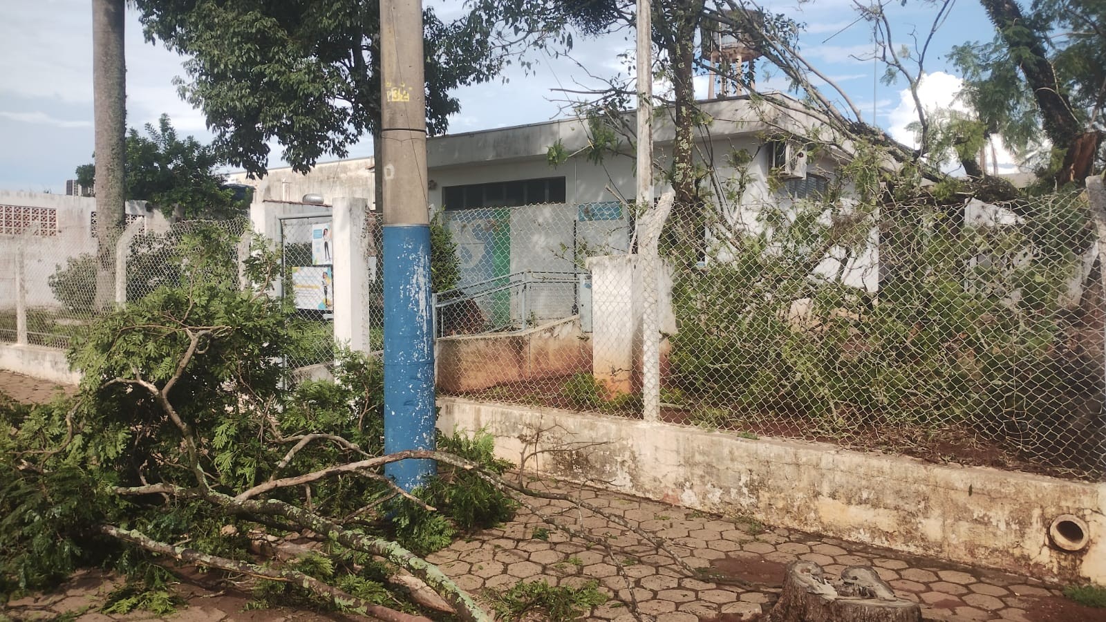 Chuva forte atinge comunidade indígena e deixa 28 desabrigados em Barão de Antonina