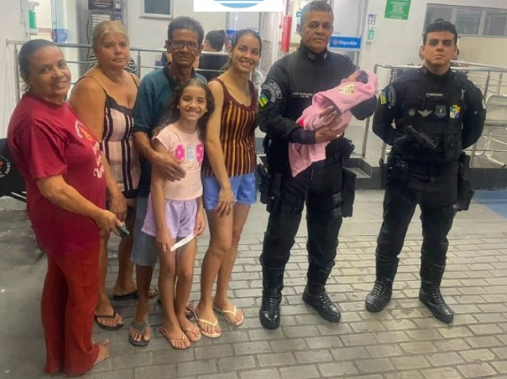 Policiais militares reanimam recém-nascida vítima de asfixia na Zona Norte de Aracaju