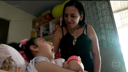 Zika: vacina brasileira é eficaz em camundongos e pode proteger contra complicações da doença - Imunizante desenvolvido por pesquisadores da USP usa uma tecnologia conhecida como partículas semelhantes ao vírus. Ou seja, diferentemente dos imunizantes mais tradicionais, o material genético do vírus não é utilizado para a produção.