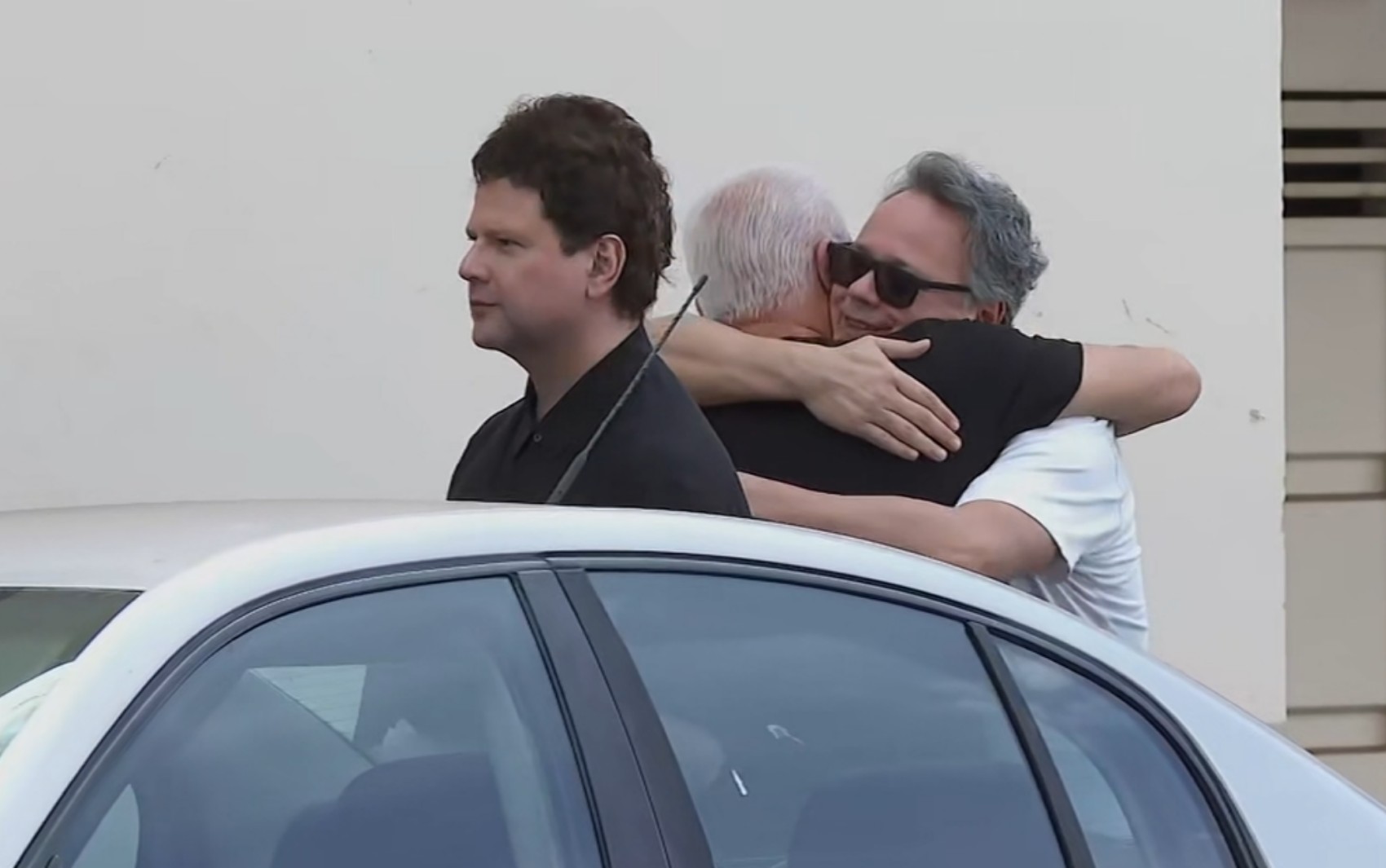 'Foi essa coragem que nos levou para São Paulo', diz Selton Mello durante despedida do pai em MG