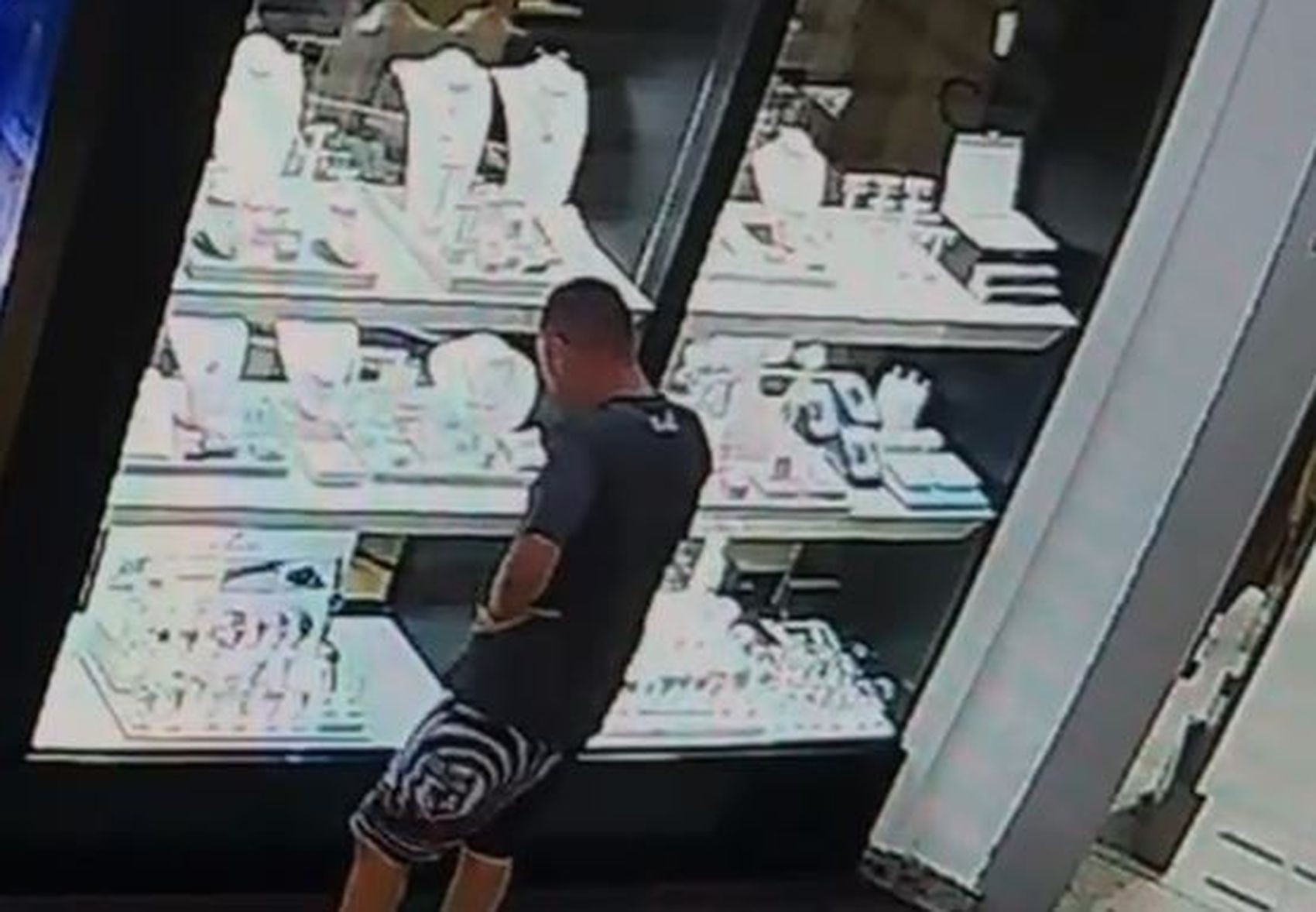 Três homens que planejavam roubo a joalheria em Aracaju morrem em confronto com a polícia