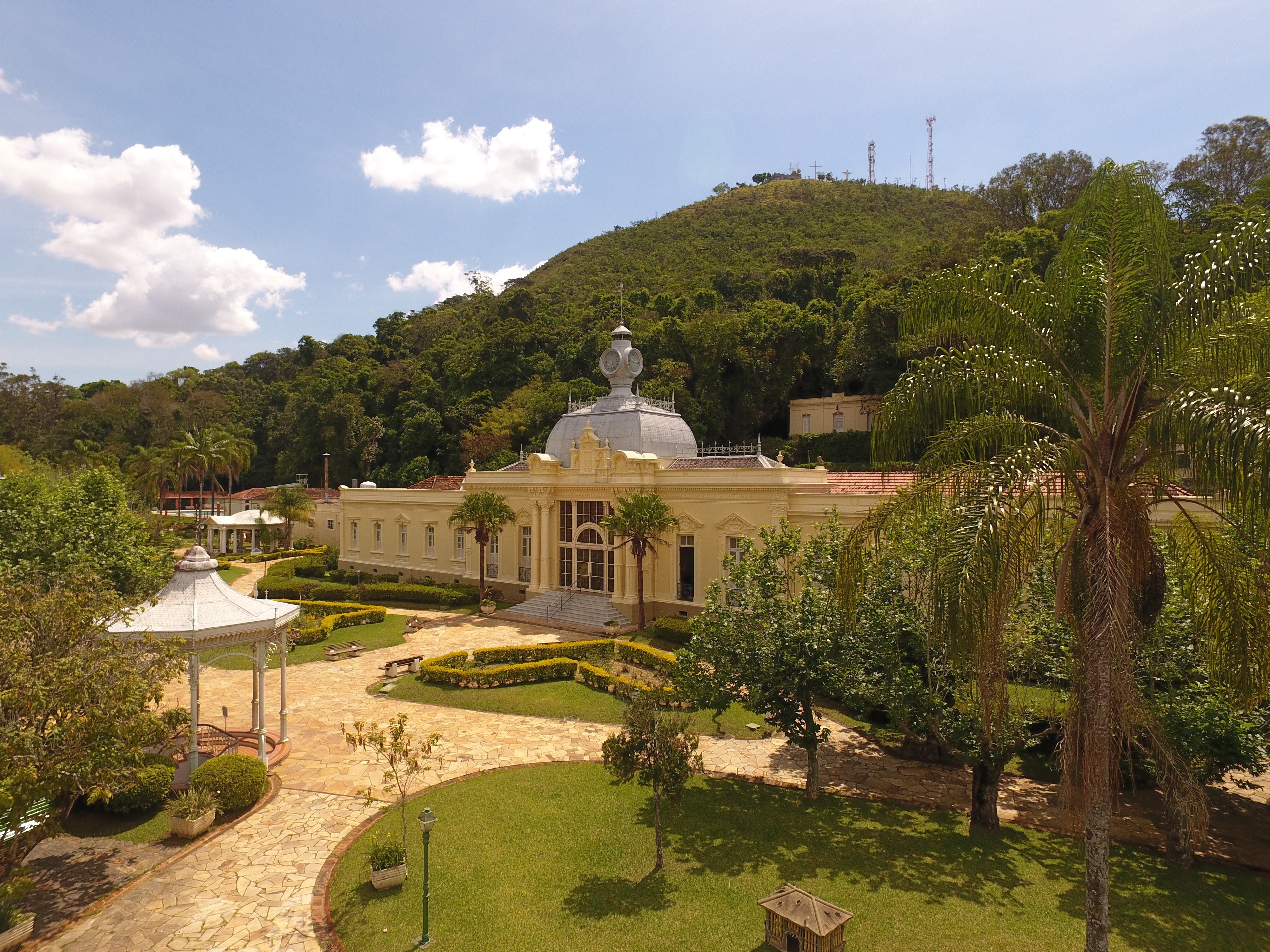 Codemge suspende licitação do Parque das Águas de Caxambu por tempo indeterminado