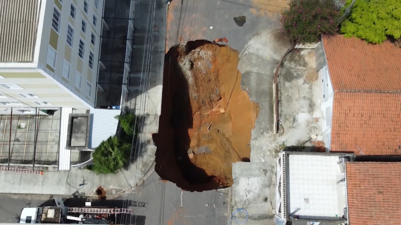 Crateras em São José dos Campos: Obra de R$ 6,7 milhões deve começar nesta quinta-feira 