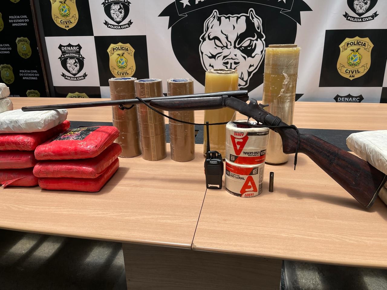 Polícia desarticula grupo ligado ao tráfico entre Manaus e Parintins e prende três suspeitos