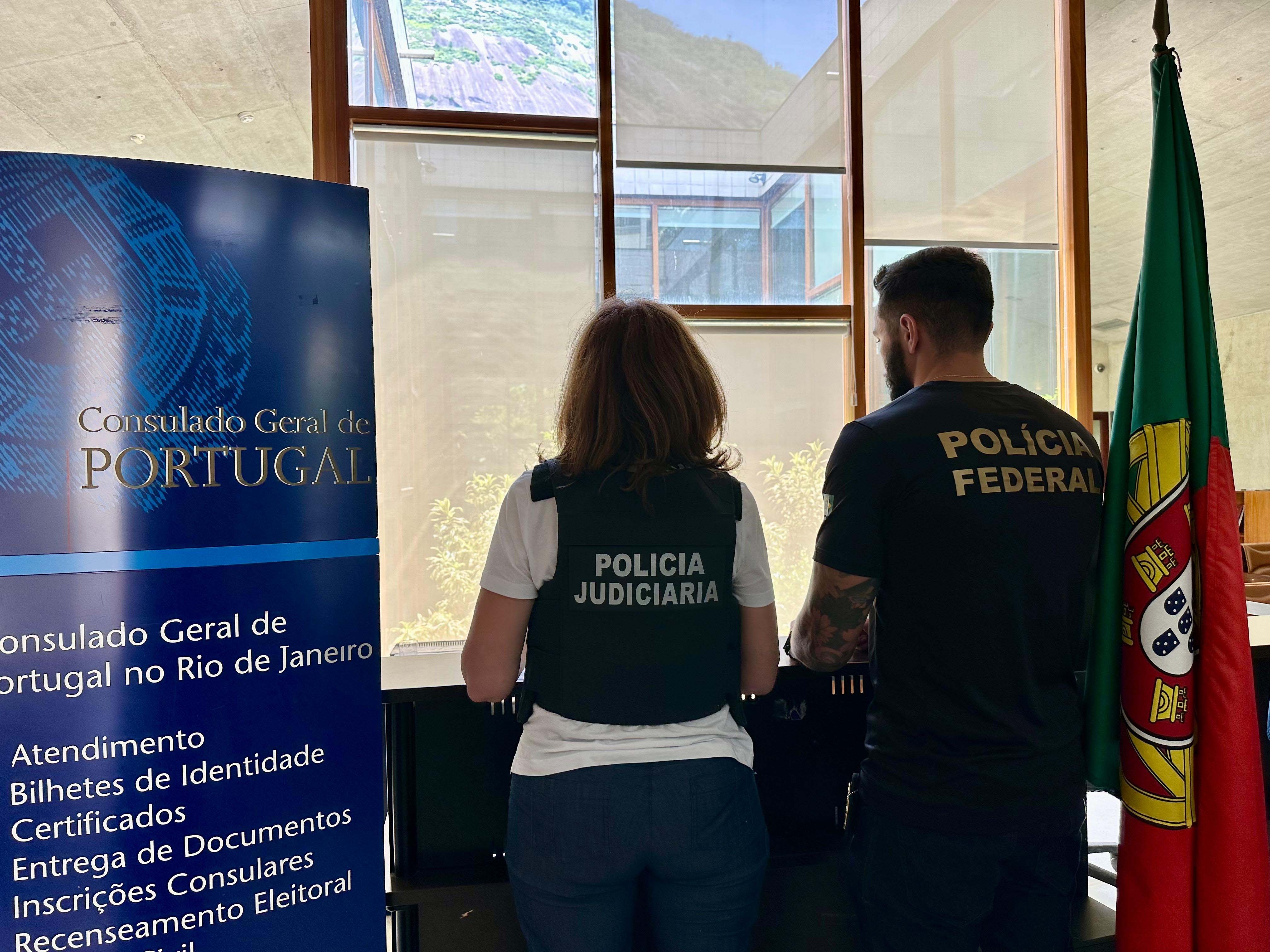 PF e autoridades de Portugal investigam fraudes na emissão de vistos de permanência; traficantes teriam usado esquema