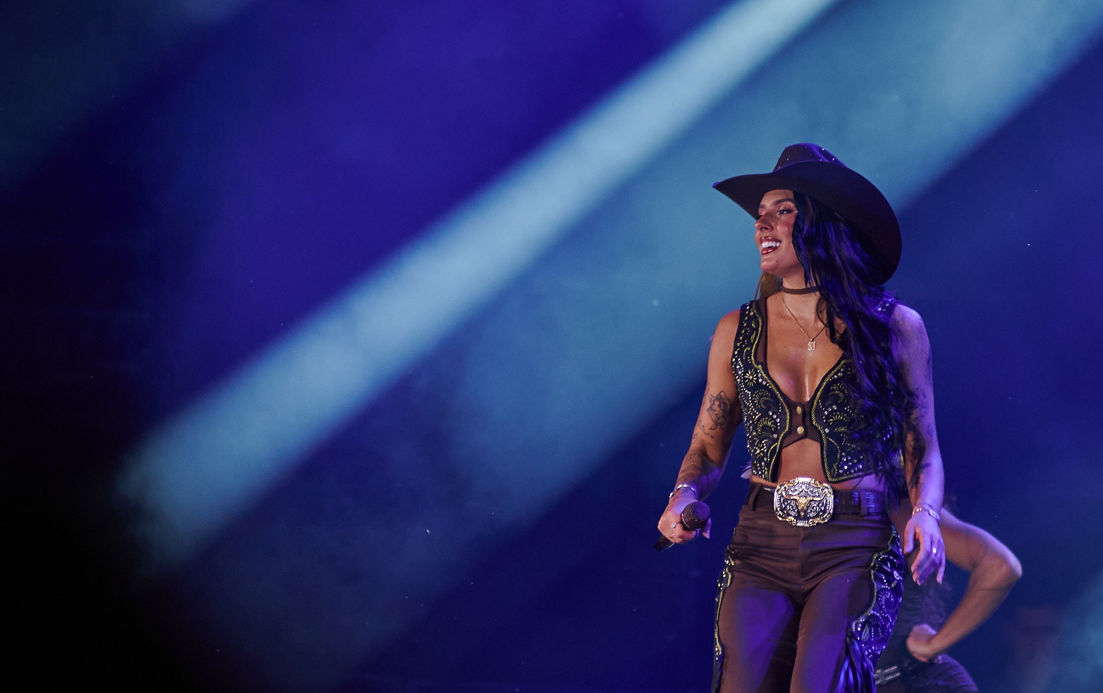 Ana Castela em Ribeirão Preto: veja como trocar ingressos para o show gratuito