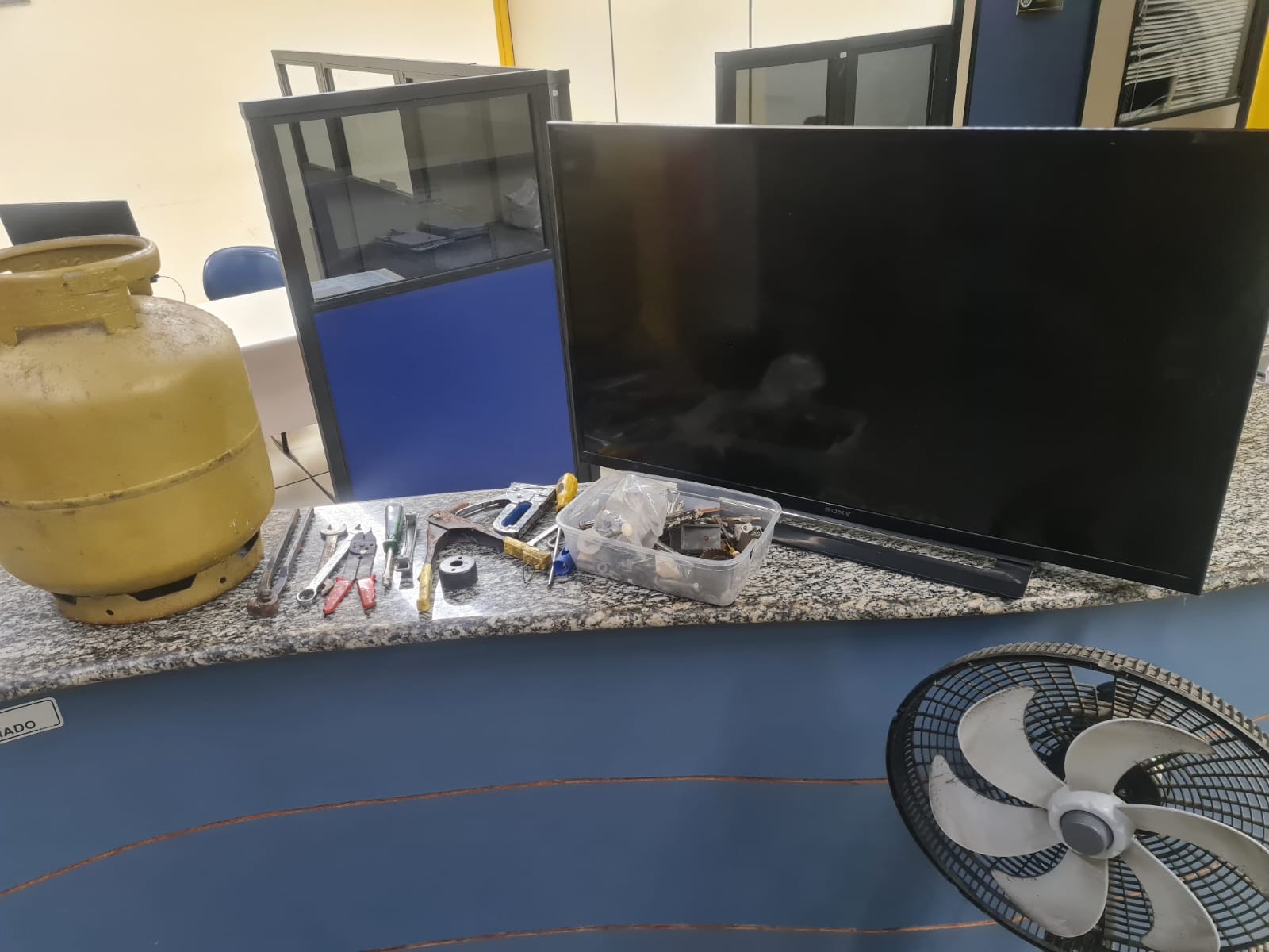 Homem é preso em flagrante por furtar casa em Porto Real 