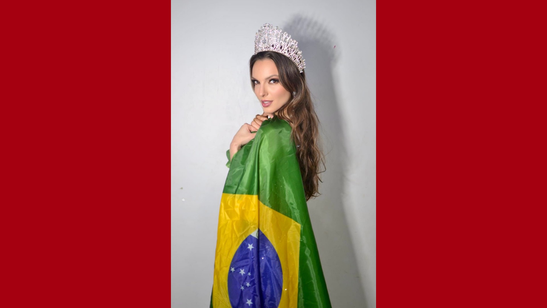 Aline é Miss Beleza de Cuiabá, Miss Beleza do Centro-Oeste e Miss Real Beleza
