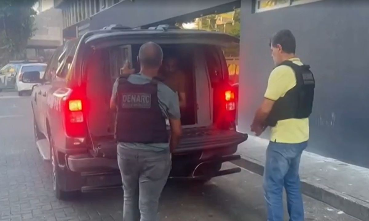 Homem é preso durante operação contra o tráfico de drogas em Salvador; mesma ação prendeu 5 pessoas no interior da BA