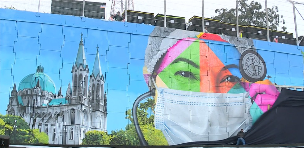 Mural de 2 mil m² de Kobra homenageia Ayrton Senna e trabalhadores — Foto: TV Globo