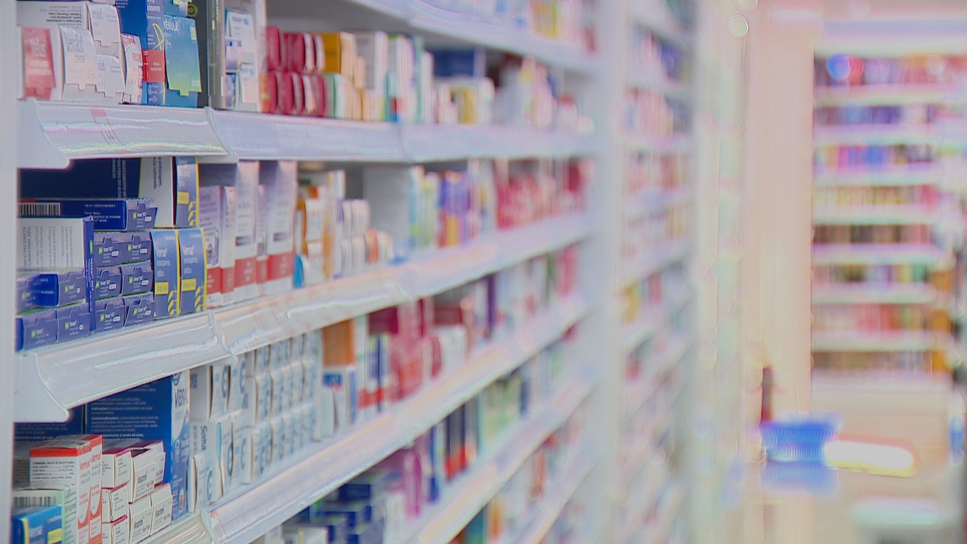 Preço dos medicamentos sobe nesta segunda; aumento deve ser de até 5%, dizem fabricantes