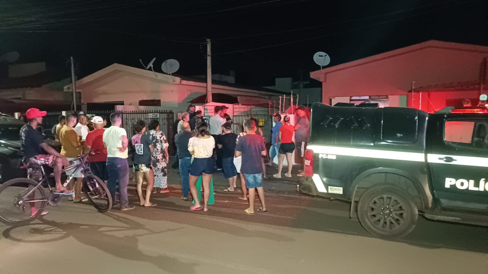 Lutador de muay thai mata idoso com socos e chutes por ciúmes da companheira em MS