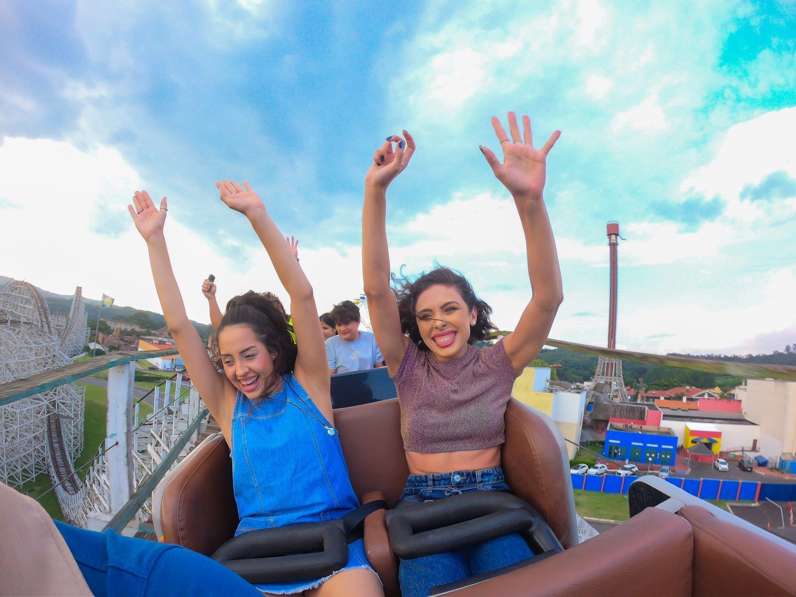 Hopi Hari oferece entrada gratuita para profissionais da educação durante as férias