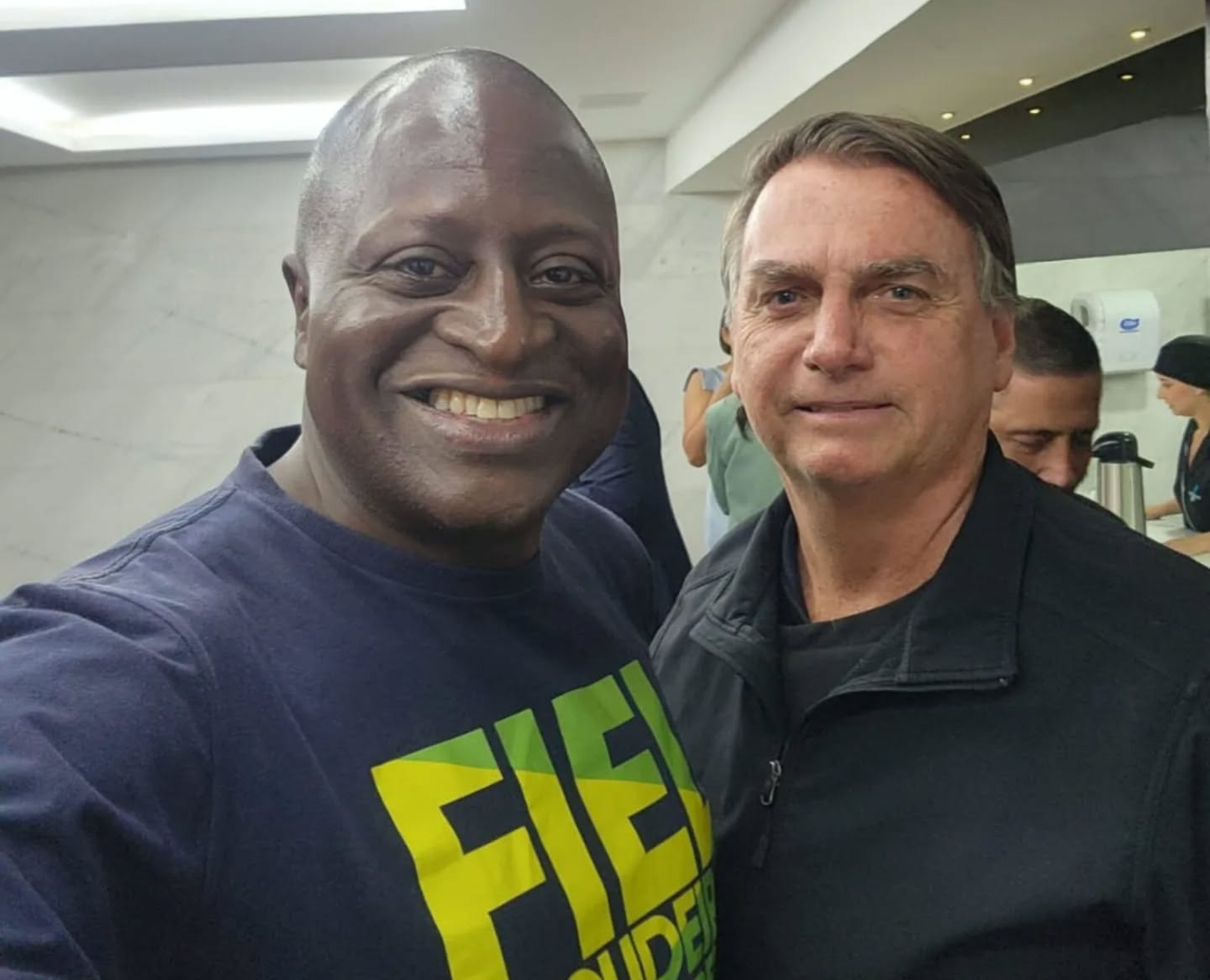 Hélio Lopes transfere título para Roraima e anuncia candidatura ao Senado com apoio de Bolsonaro