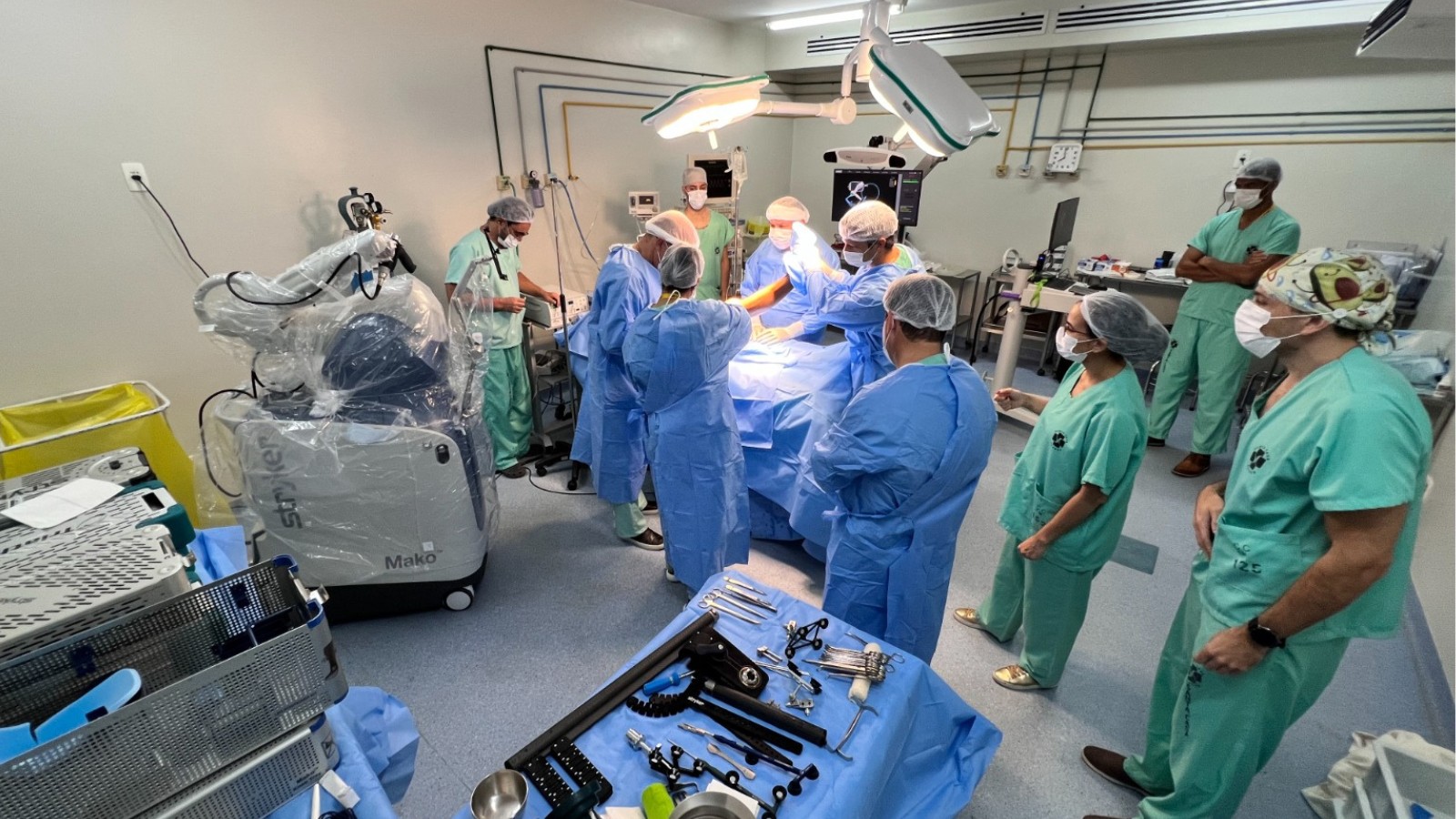Santa Casa de Passos realiza primeira cirurgia robótica ortopédica pelo SUS