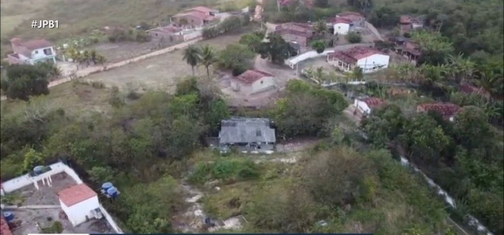 Propriedade rural em Lagoa Seca que foi usada como cativeiro durante o sequestro do empresário — Foto: TV Cabo Branco/Reprodução