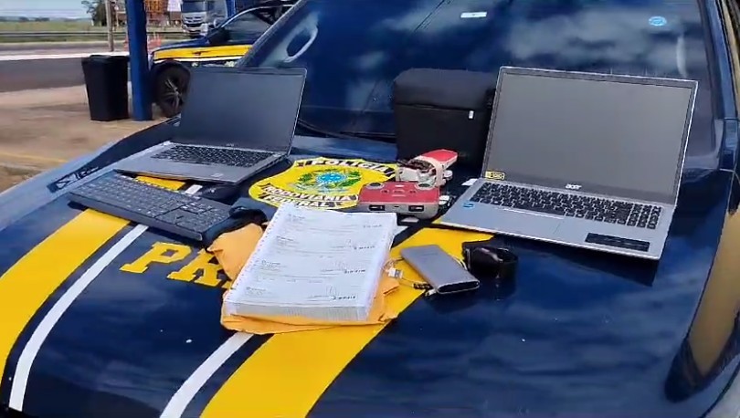 Com drone e notebooks no carro, quadrilha especializada em furtos é presa na BR-050 em Uberlândia
