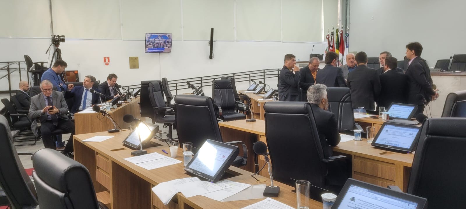 Após mais de sete horas de sessão, vereadores de Rio Preto aprovam Lei de Diretrizes Orçamentárias para 2026 