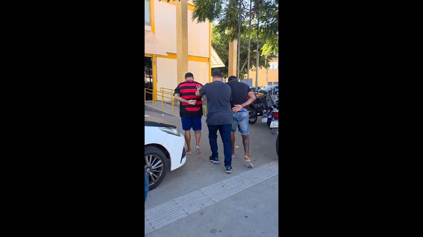 Polícia Civil prende três suspeitos de estelionato com cartões de crédito em Cabo Frio