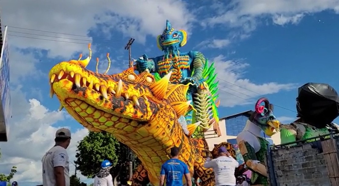Caprichoso leva estruturas gigantes ao Bumbódromo e empolga torcida para 58º Festival de Parintins