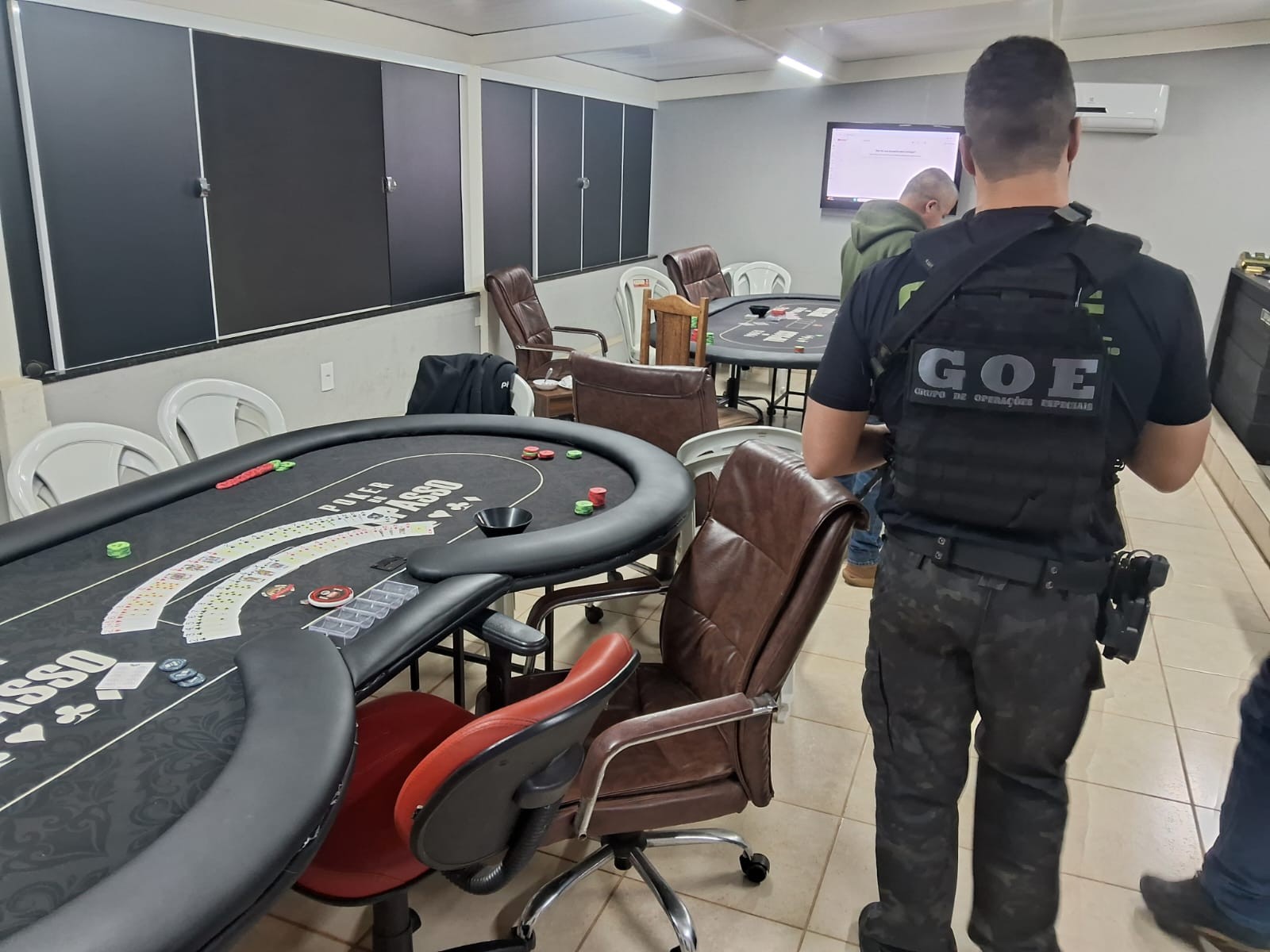 Cassino ilegal é fechado pela polícia e dono vai preso em Ibirá 