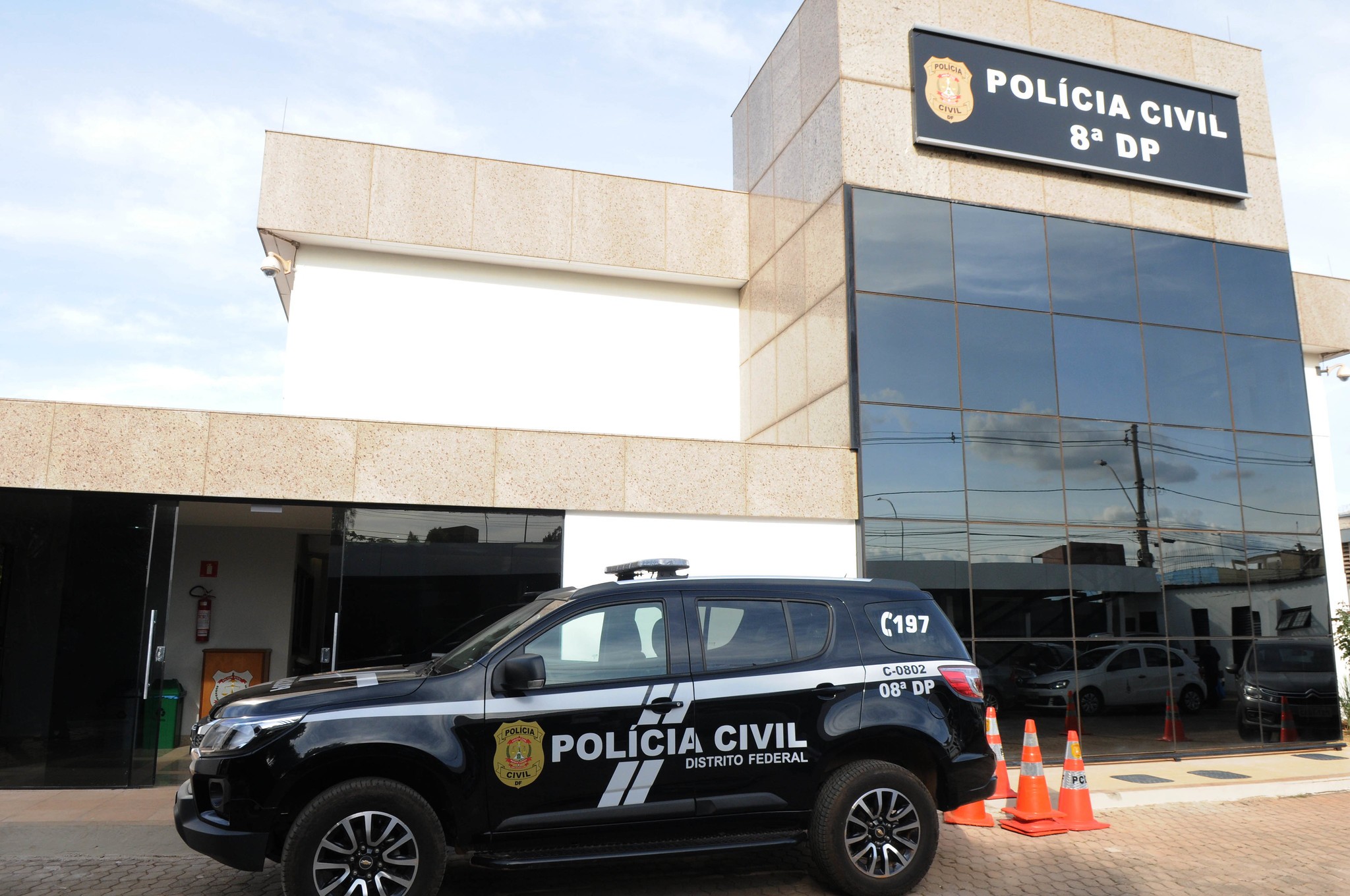 PCDF desarticula grupo milionário de fraudes contra empresas no Centro-Oeste