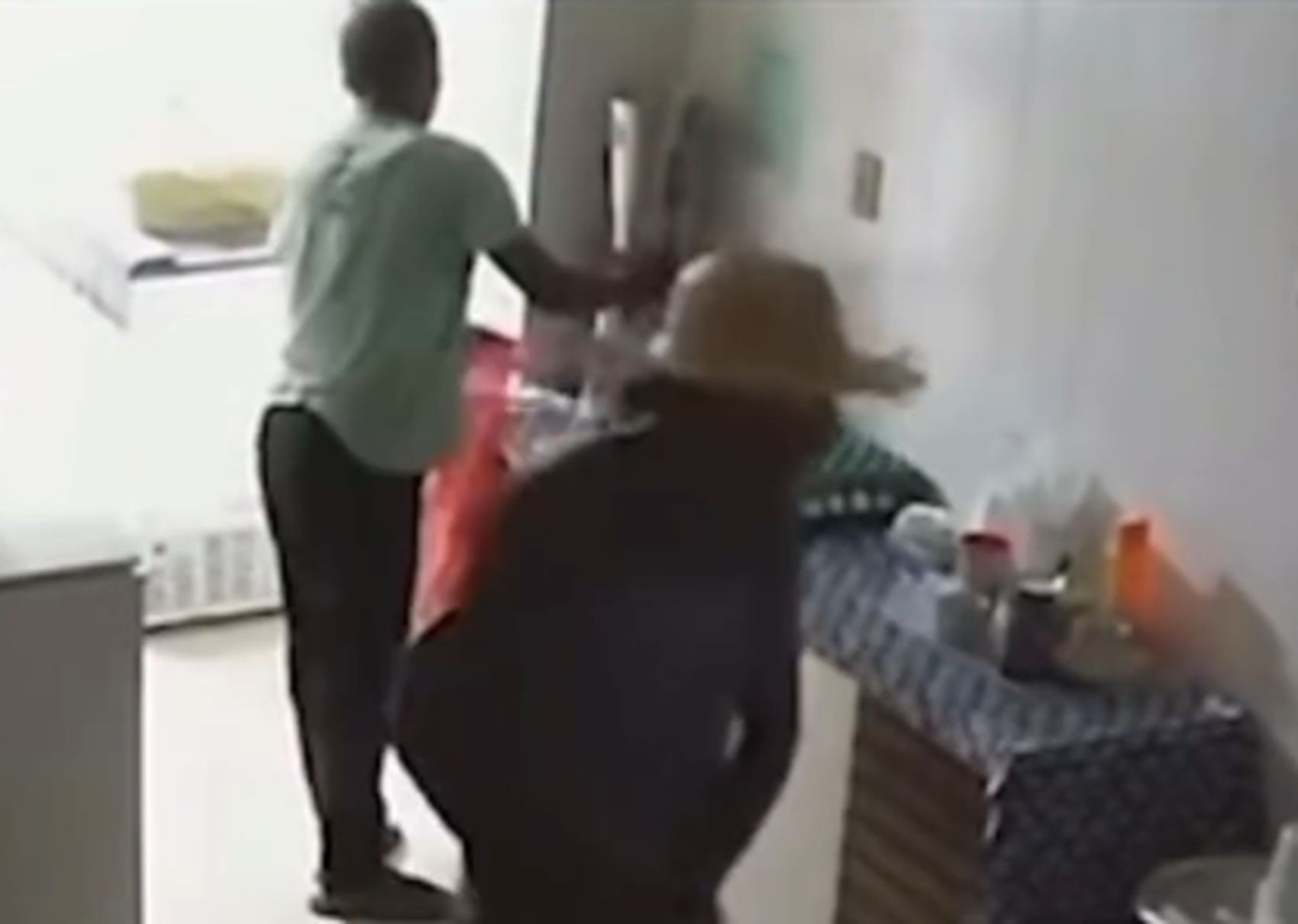 Dois homens invadem e furtam lar de idosos em São Cristóvão