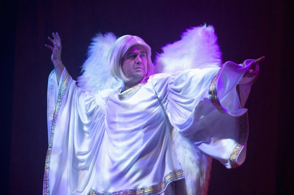 Melhores do Mundo apresentam peça 'Hermanoteu na Terra de Godah' — Foto: Nick Elmoor