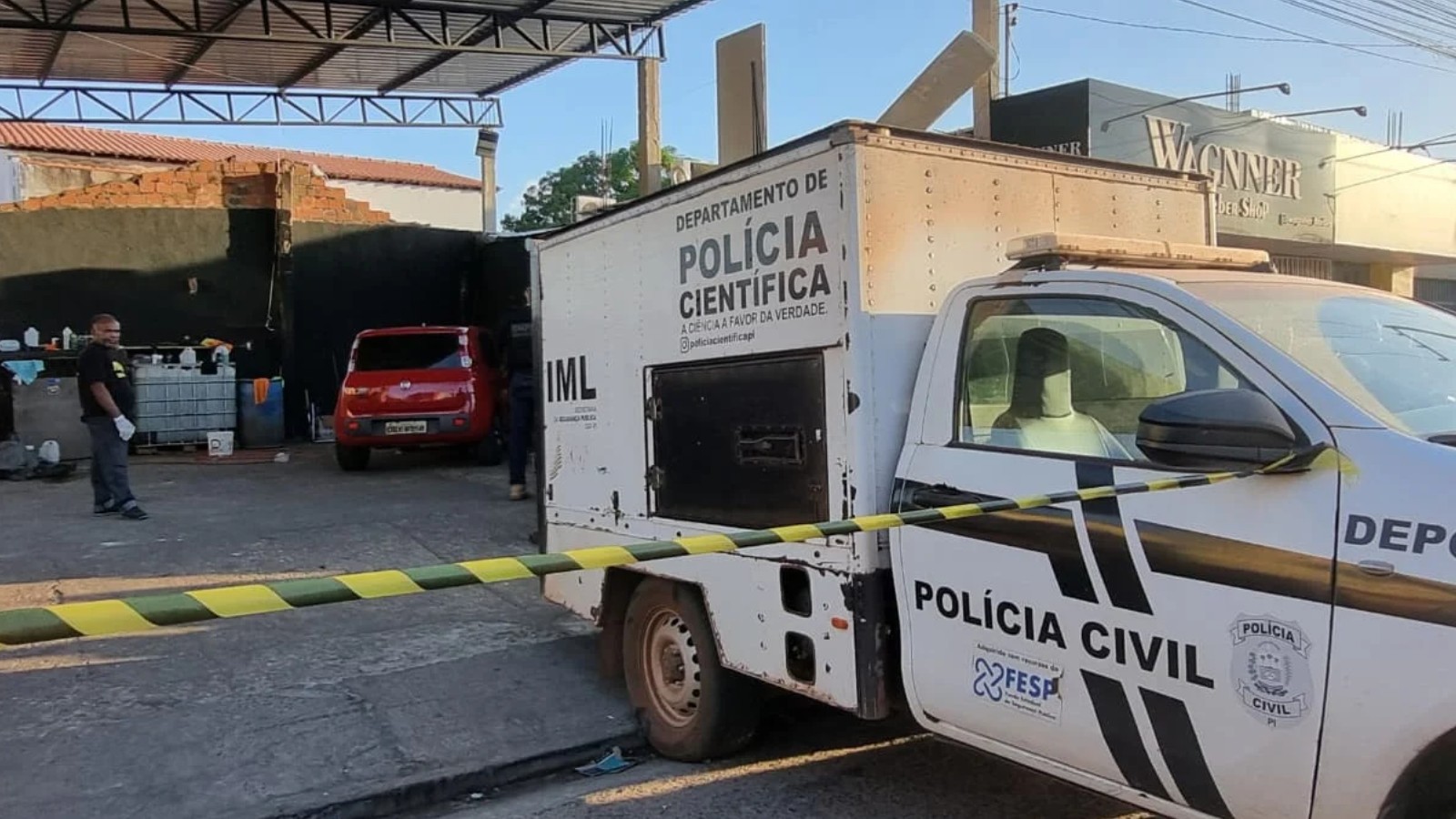 Jovem é morto a tiros enquanto lavava carros na Zona Sul de Teresina