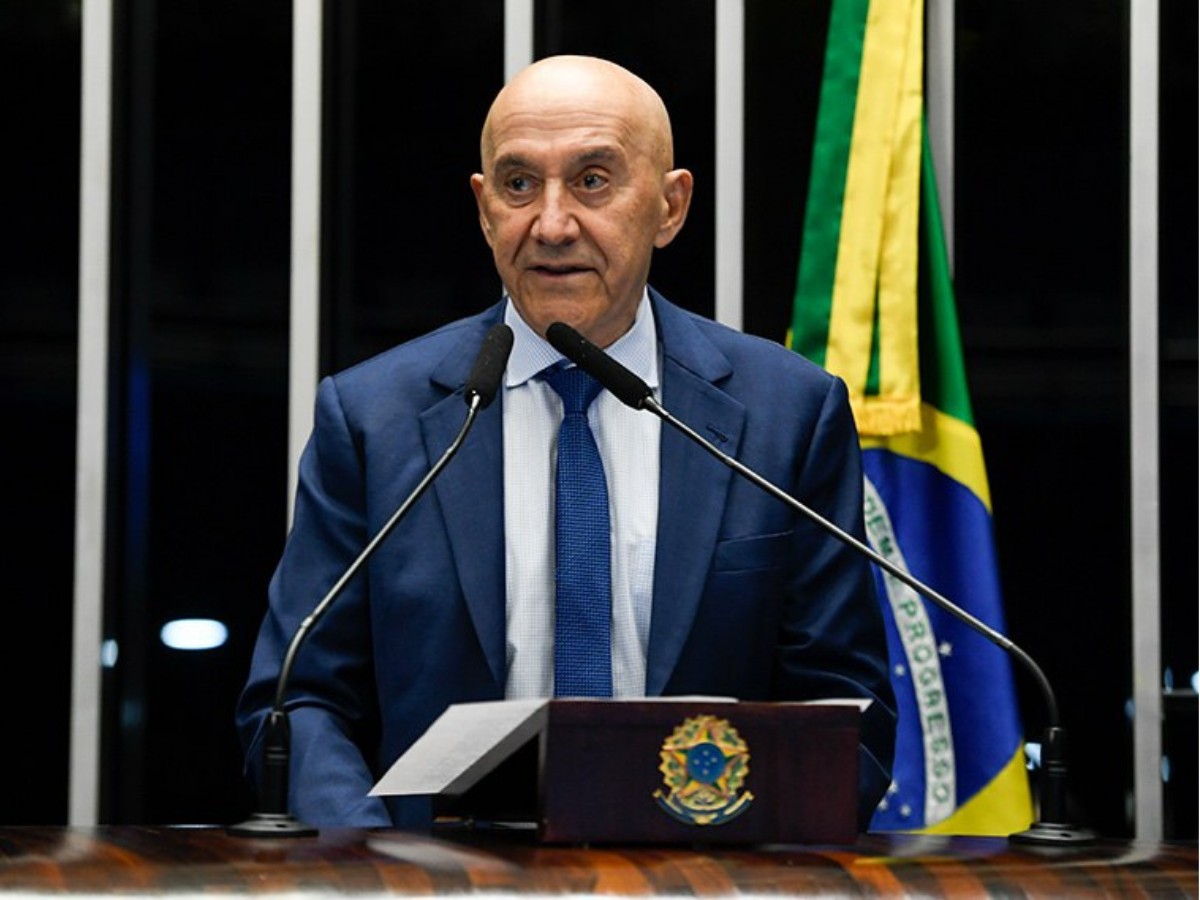 Confúcio Moura desiste de disputar a reeleição ao Senado em Rondônia