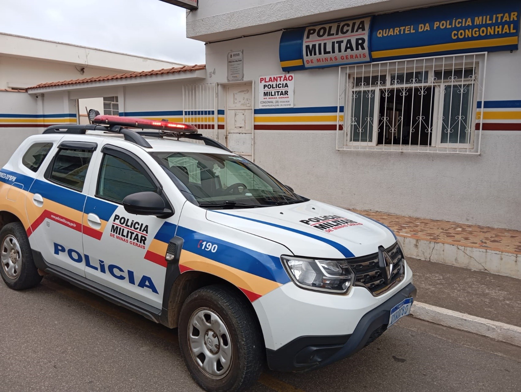 Homem é preso após invadir casa, ameaçar mulheres e roubar dinheiro em Congonhal, MG