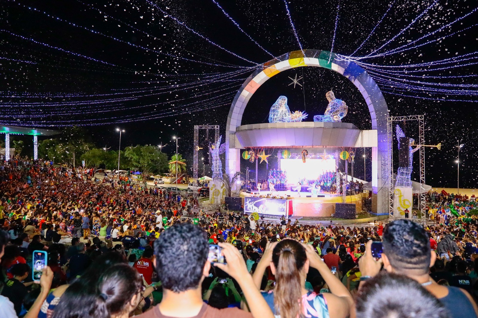 Em Manaus, Ponta Negra terá trânsito alterado para apresentação do espetáculo 'Um Sonho de Natal' no domingo; veja mudanças