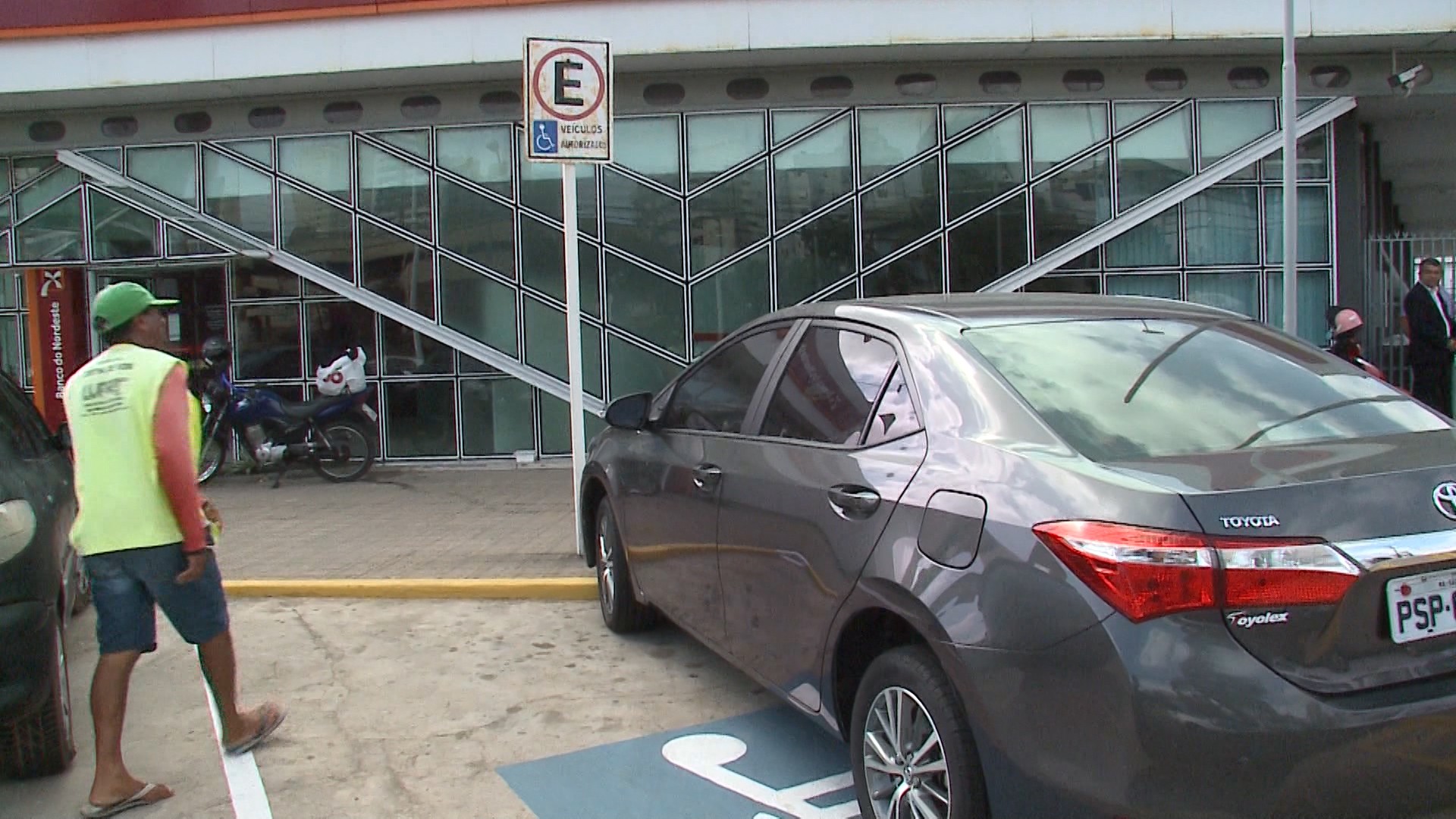 Lei que prevê 25 minutos grátis em estacionamentos de São Luís aguarda decisão do STF
