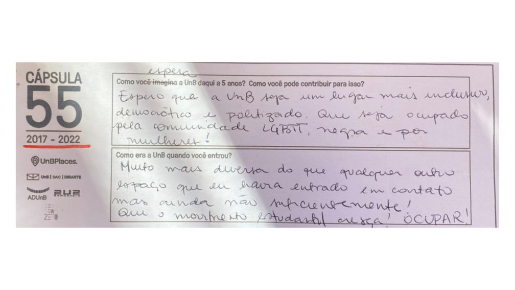 Mensagens de 2017 que estavam em capsula do tempo da UnB, desenterrada em 2026 — Foto: divulgação