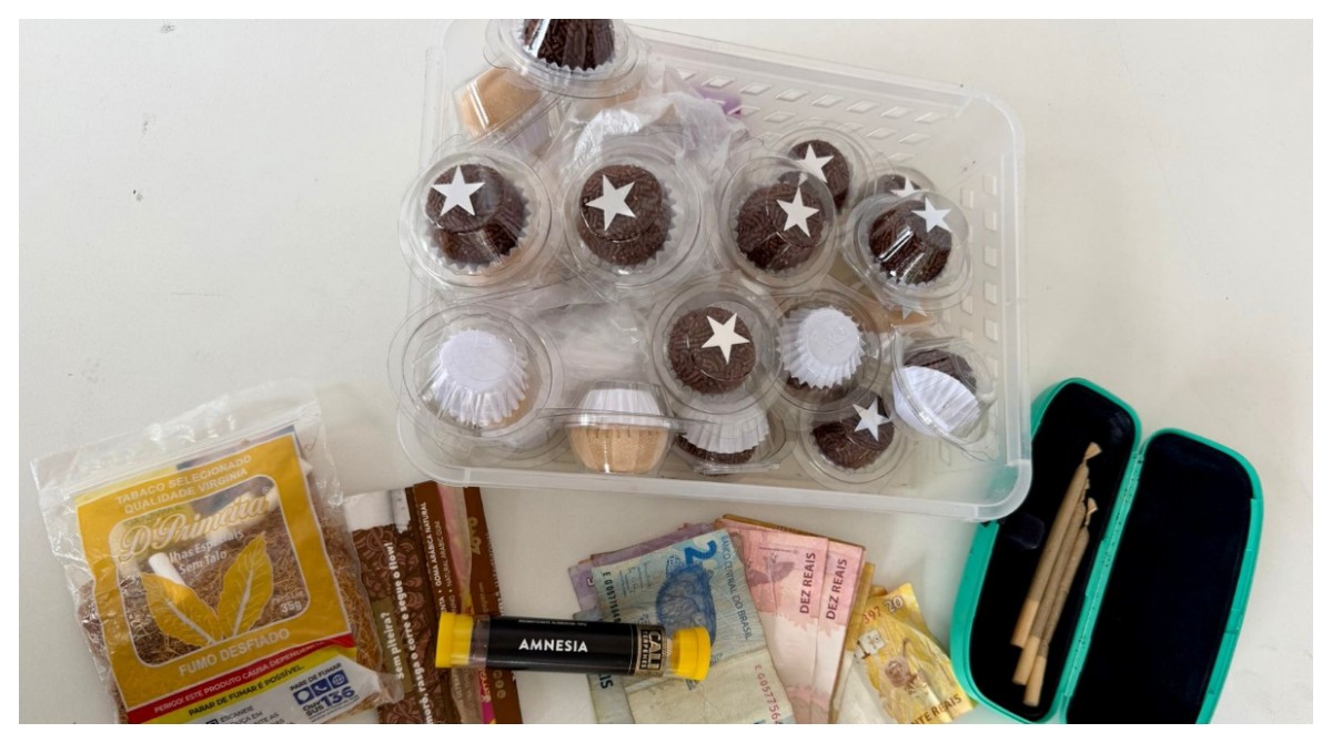 'Brisadeiro': PM prende suspeitas de venderem 24 brigadeiros de maconha a foliões em megablocos