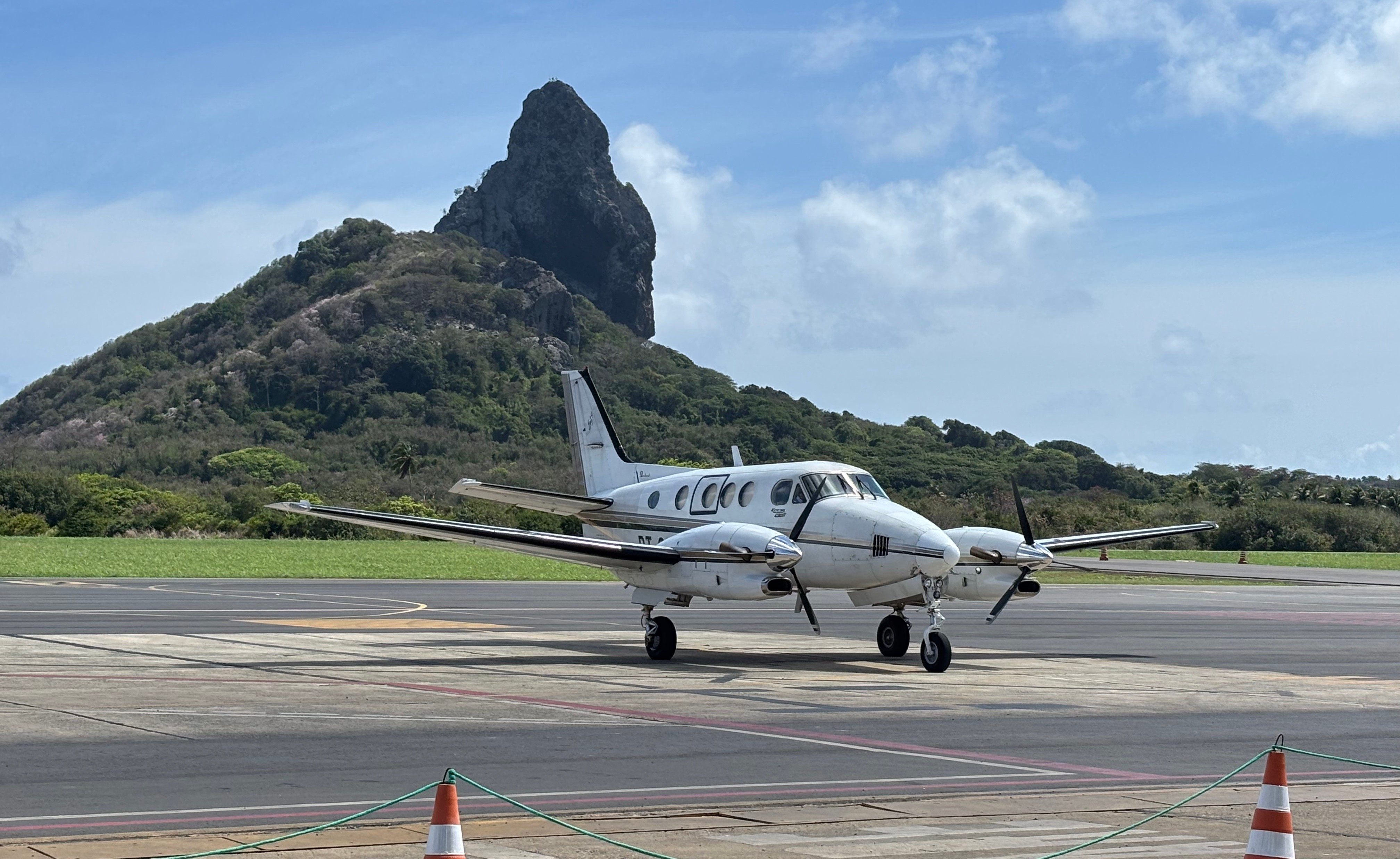 Turista em estado grave é transferida para o Recife após afogamento em Fernando de Noronha