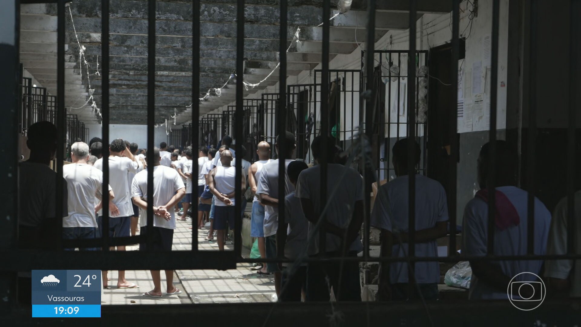 Déficit de vagas nos presídios do RJ pode dobrar e chegar a 35 mil em três anos, aponta MP