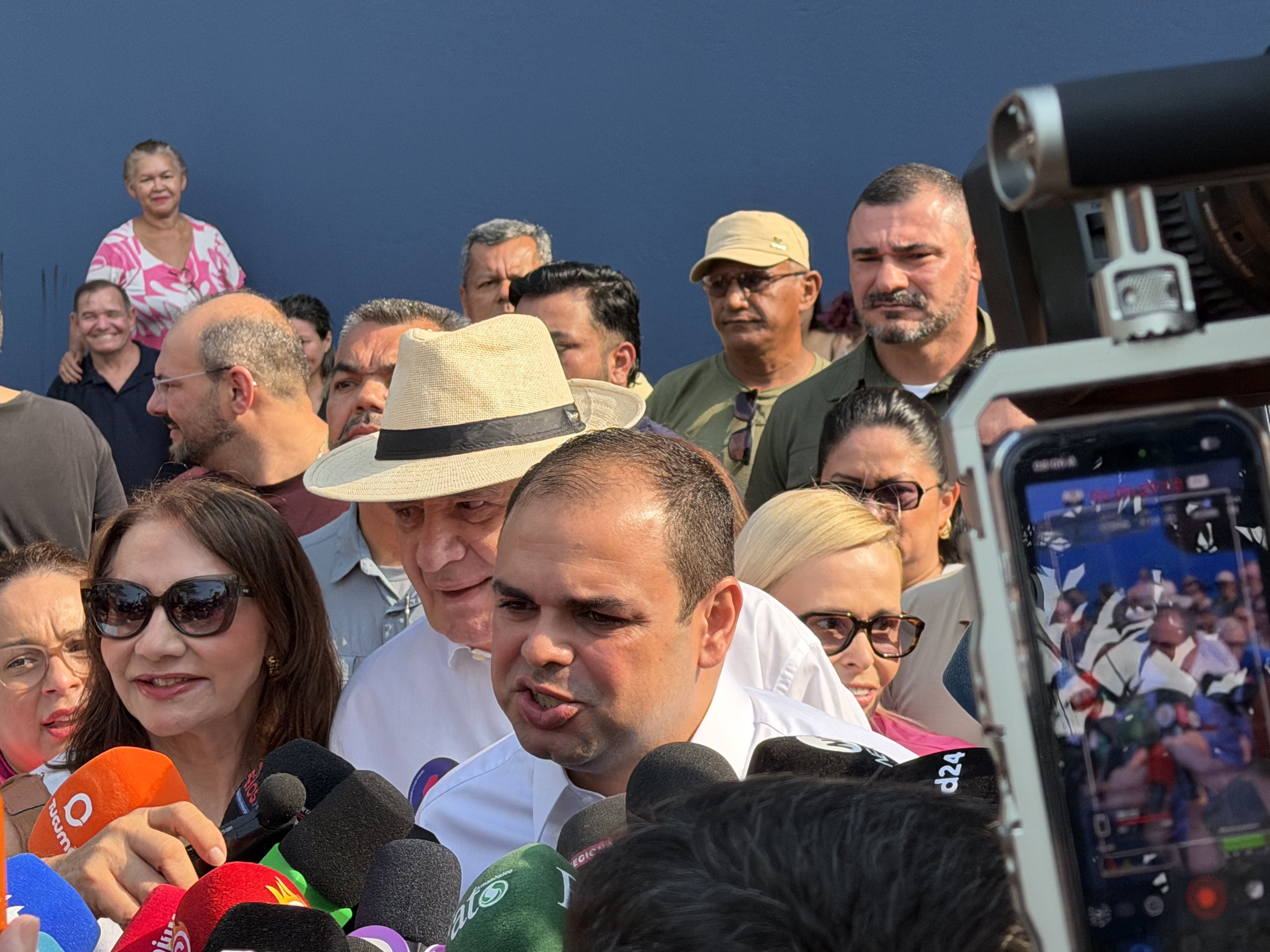 Roberto Cidade (União Brasil) vota em Manaus