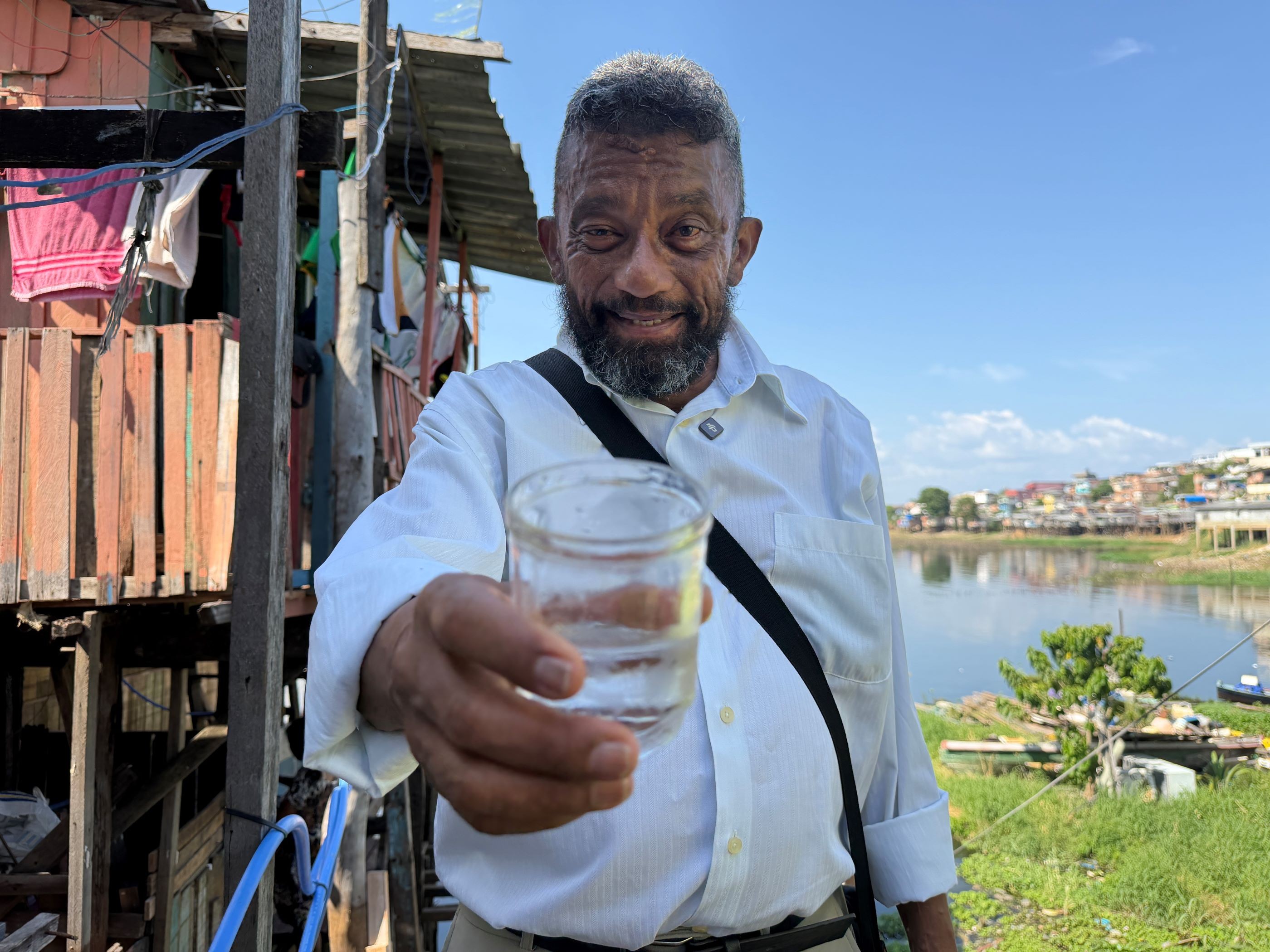 Gil Eanes, morador do Educandos — Foto: Divulgação/Águas de Manaus