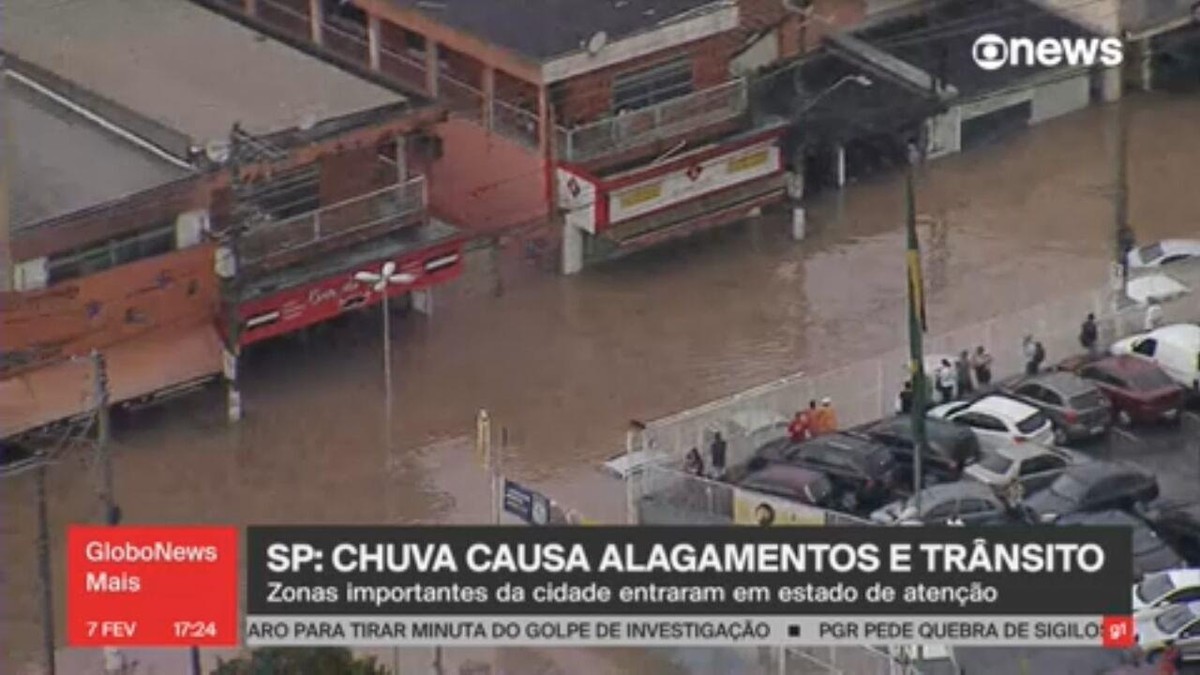 Forte Chuva Na Grande Sp Provoca Alagamentos E Trânsito Recorde No Ano Em 3 Horas Choveu O 