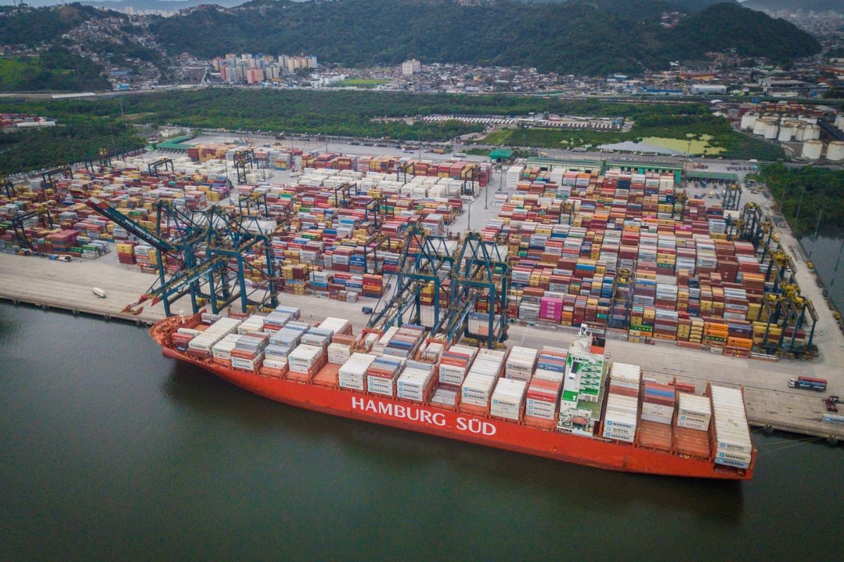 Porto de Santos estende desconto para embarcações menos poluentes e já abriu mão de R$ 40,6 milhões