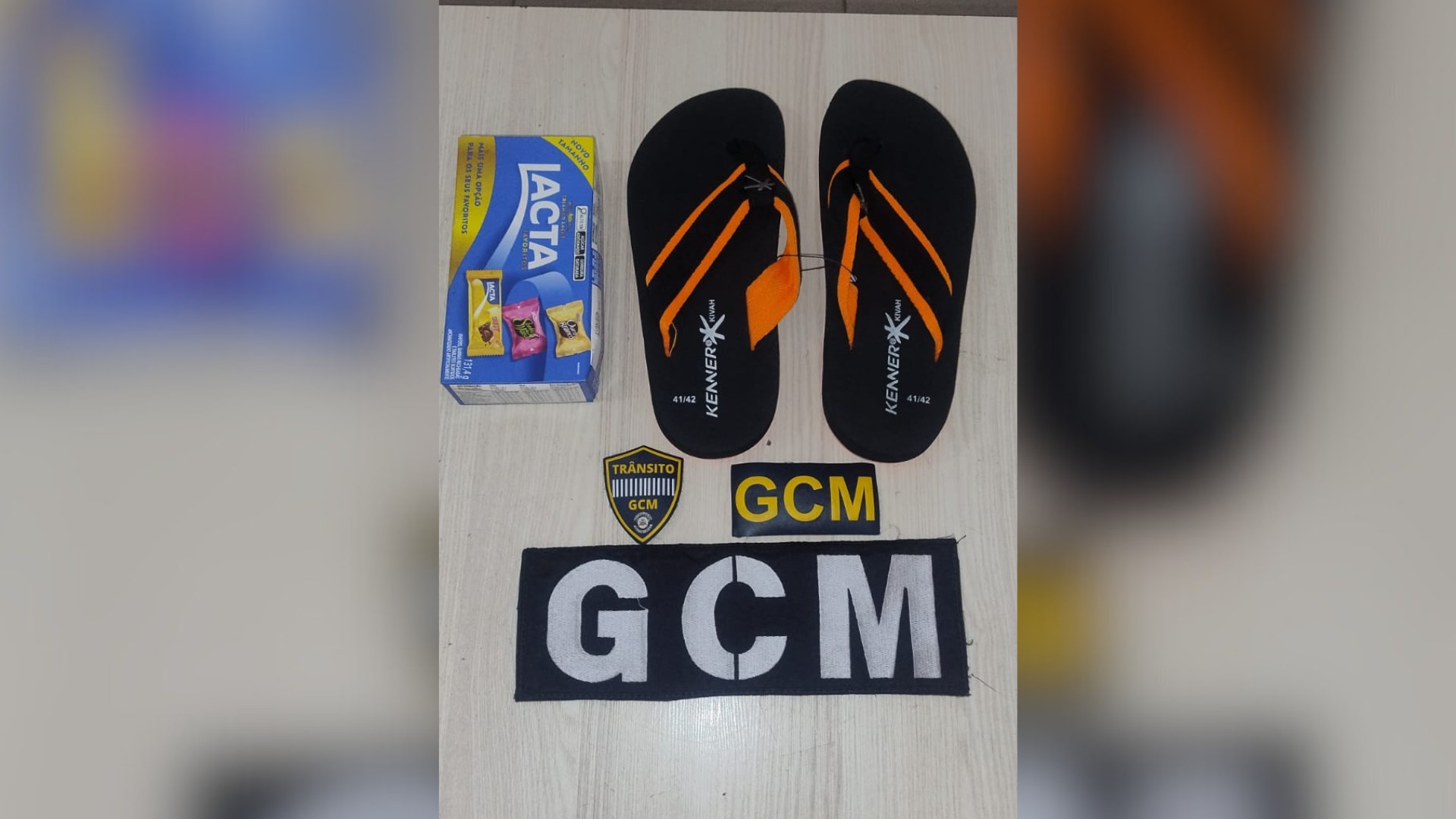 Detido 13 vezes, jovem é preso novamente suspeito de furtar par de chinelos e caixa de bombom 