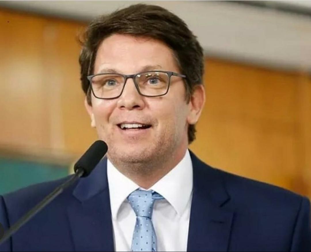 Mário Frias chama operação da PF de 'cortina de fumaça'