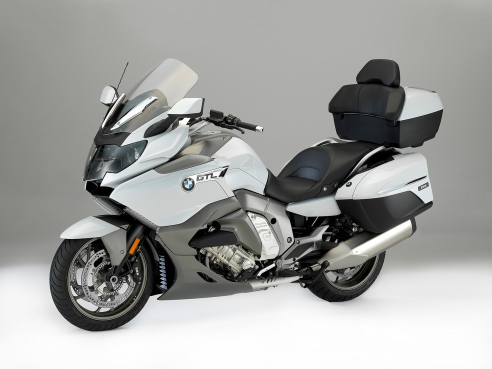BMW K 1600 GTL tem bagageiros com 126 litros — Foto: Divulgação | BMW